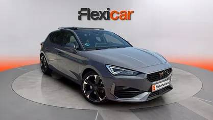 Usado Cupra Leon 150 HP (110 kW) 2024 Cinzento Sedan