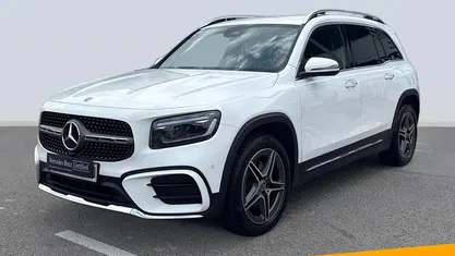 Usado Mercedes GLB200 150 CV (110 kW) 2024 Blanco polar SUV