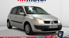Gris Usado 2005 Renault Scénic II Expression Monovolumen | 2590 € (Precio justo)
