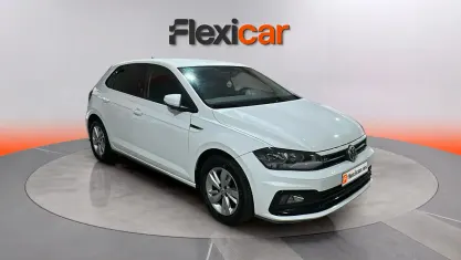 Usado VW Polo R-line 75 CV (55 kW) 2018 Blanco Utilitario
