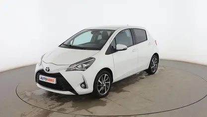 Usado Toyota Yaris 111 CV (81 kW) 2020 Blanco Berlina