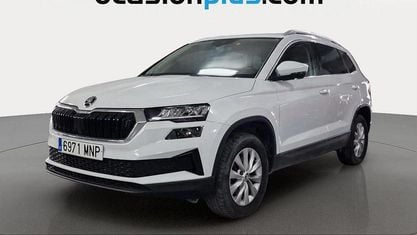 Usado Skoda Karoq Selection 116 CV (85 kW) 2024 Blanco SUV