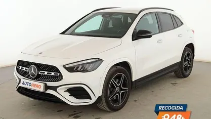 Usado Mercedes GLA250 AMG line 218 CV (160 kW) 2024 Blanco SUV
