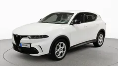 Blanco Usado 2022 Alfa Romeo Tonale Sprint SUV | 22.819 € (Precio justo)