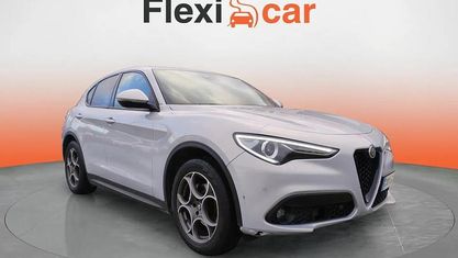 Usado Alfa Romeo Stelvio Sprint 190 CV (139 kW) 2022 Gris SUV
