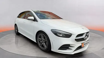 Usado Mercedes B200 150 CV (110 kW) 2020 Blanco Monovolumen