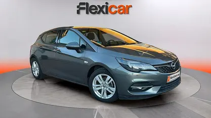 Usado Opel Astra GS Line 131 CV (96 kW) 2020 Gris Berlina