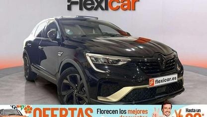 Usado Renault Arkana Engineered 145 CV (106 kW) 2022 Negro SUV