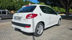 Blanco Usado 2010 Peugeot 206+ Utilitario | 4250 € (Precio justo)
