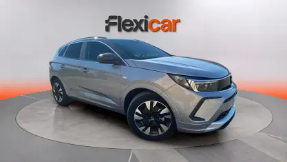 Usado Opel Grandland X 131 CV (96 kW) 2022 Gris SUV