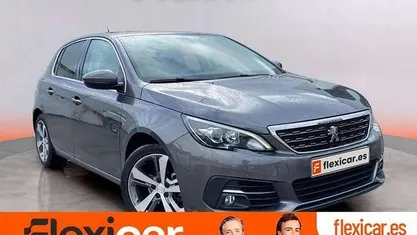 Usado Peugeot 308 Allure 131 CV (96 kW) 2019 Gris Utilitario