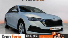 Blanco Usado 2021 Skoda Octavia Familiar | 20.790 € (Precio justo)