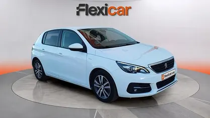 Usado Peugeot 308 Allure 131 CV (96 kW) 2021 Utilitario