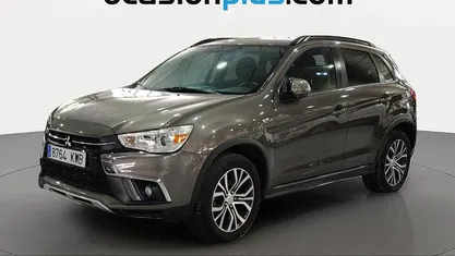 Käytetty Mitsubishi ASX Motion 117 HP (86 kW) 2019 Harmaa Katumaasturi