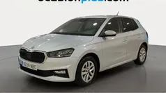 Gris plata Usado 2025 Skoda Fabia Selection Utilitario | 18.319 € (Super precio)