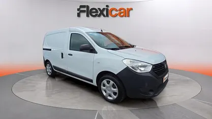 Usado Dacia Dokker Acces 102 CV (75 kW) 2020 Blanco Monovolumen