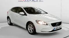 Blanco Usado 2017 Volvo V40 Kinetic Familiar | 15.840 € (Precio justo)