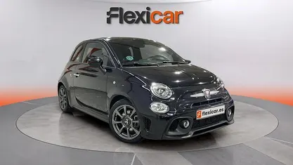 Usado Abarth 595 165 CV (121 kW) 2022 Negro Utilitario