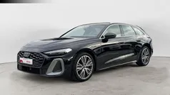 Negro Usado 2024 Audi A5 Business Coupe | 62.800 €