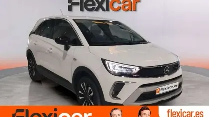 Usado Opel Crossland Elegance 110 CV (80 kW) 2024 Blanco SUV