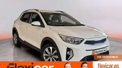 Usado Kia Stonic 84 CV (61 kW) 2023 SUV