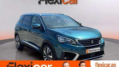 Usado Peugeot 5008 Allure 131 CV (96 kW) 2019 Verde SUV
