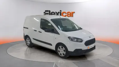 Usado Ford Transit Courier Trend 101 CV (74 kW) 2024 Blanco Van