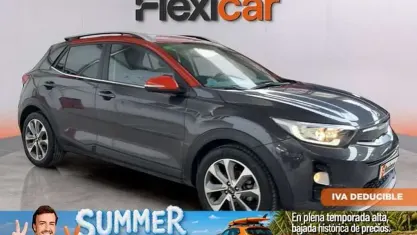 Usado Kia Stonic 101 CV (74 kW) 2020 Gris SUV