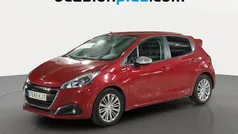 Rojo Usado 2018 Peugeot 208 Style Utilitario | 9355 € (Precio justo)