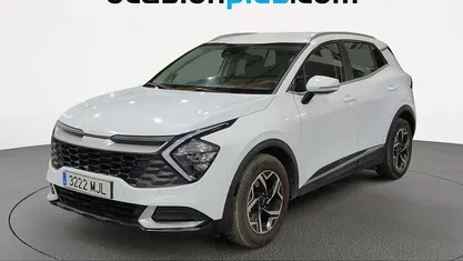 Käytetty Kia Sportage 136 HP (100 kW) 2023 Valkoinen Katumaasturi