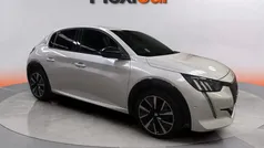 Blanco Usado 2021 Peugeot 208 GT Utilitario | 14.990 € (Precio justo)