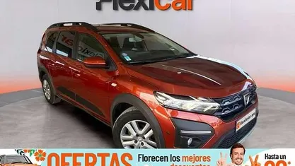 Usado Dacia Jogger Comfort 110 CV (80 kW) 2022 Monovolumen