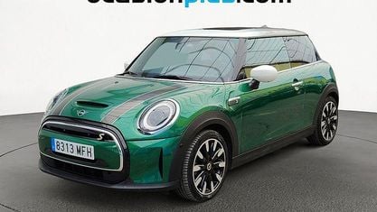 Usado Mini Cooper SE 135 kW (184 CV) 2023 Verde Utilitario