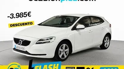 Usado Volvo V40 Momentum 150 CV (110 kW) 2017 Blanco Familiar