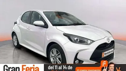 Usado 2024 Toyota Yaris Edition Utilitario | 16.490 € (Precio justo)