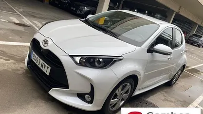 Usado Toyota Yaris Hybrid Active 116 CV (85 kW) 2025