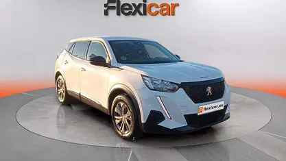 Usado Peugeot 2008 Active 101 CV (74 kW) 2022 SUV