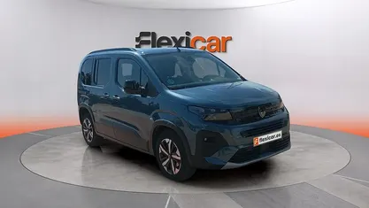 Usado Peugeot Rifter GTi 131 CV (96 kW) 2024 Gris Monovolumen