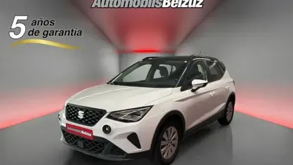 Usado Seat Arona Style 110 CV (80 kW) 2023 Blanco SUV