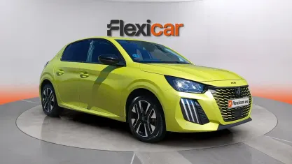Usado Peugeot 208 Allure 101 CV (74 kW) 2025 Amarillo Utilitario