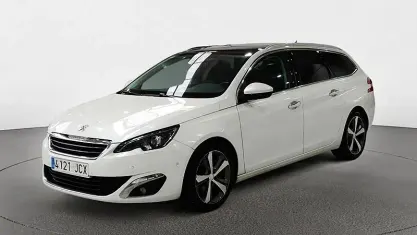 Usado Peugeot 308 SW Allure 150 CV (110 kW) 2015 Blanco Familiar