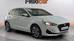 Blanco Usado 2021 Hyundai i30 Berlina | 13.490 € (Precio justo)