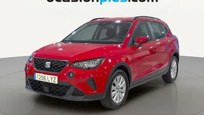 Usado Seat Arona Reference 95 CV (69 kW) 2022 Rojo SUV
