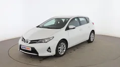 Blanco Usado 2014 Toyota Auris Live Utilitario | 11.399 € (Precio justo)