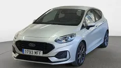 Gris plata Usado 2023 Ford Fiesta ST-Line Utilitario | 13.864 € (Buen precio)