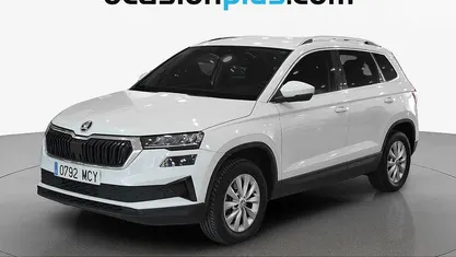 Usado Skoda Karoq Ambition 150 CV (110 kW) 2022 Blanco SUV