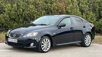 Usado Lexus IS220d Sport Line 177 CV (130 kW) 2008 Azul Berlina