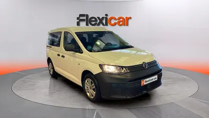 Usado VW Caddy 102 CV (75 kW) 2023 Blanco Monovolumen