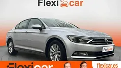 Gris Usado 2017 VW Passat Advance Berlina | 16.890 € (Precio justo)
