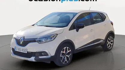 Usado Renault Captur Zen 90 CV (66 kW) 2017 Blanco SUV